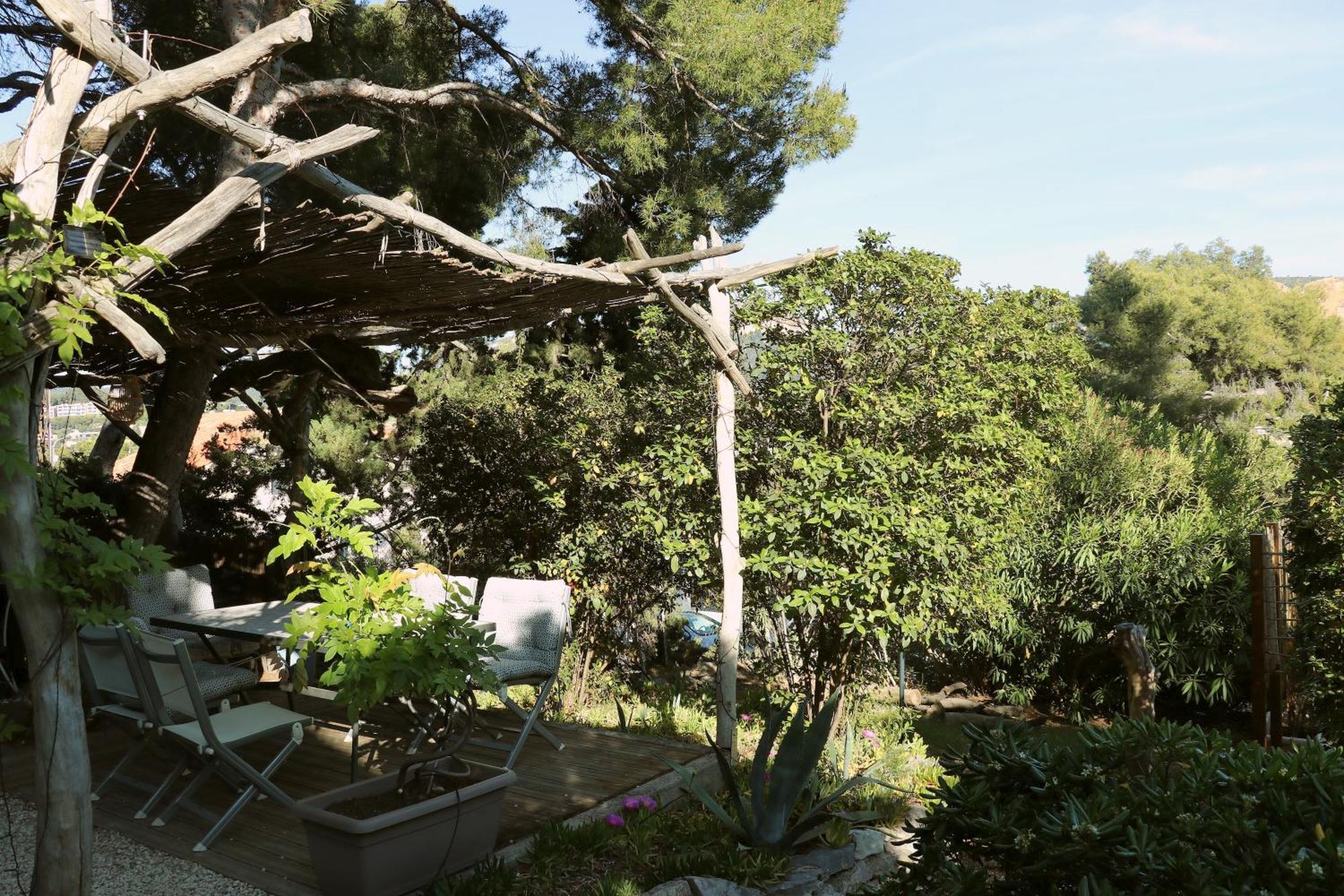 T3 avec jardin dans Villa Rocaille Cassis Extérieur photo